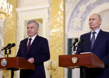 Владимир Путин и Шавкат Мирзиёев. Фото: пресс-служба Кремля