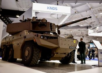 Германия покупает 40% акций производителя танков Leopard