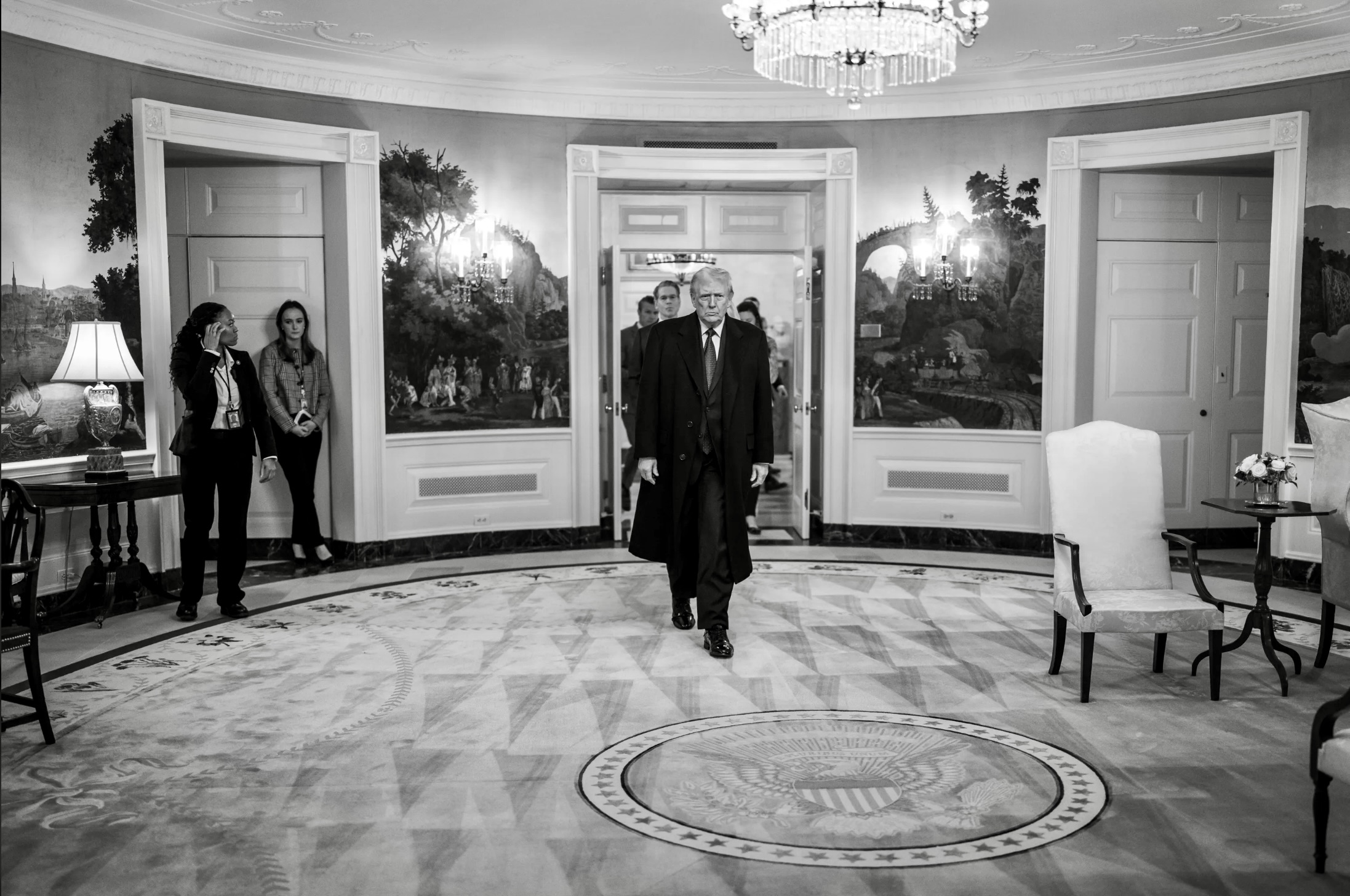 Президенты США и Ирана подписали мирный меморандум в Версале