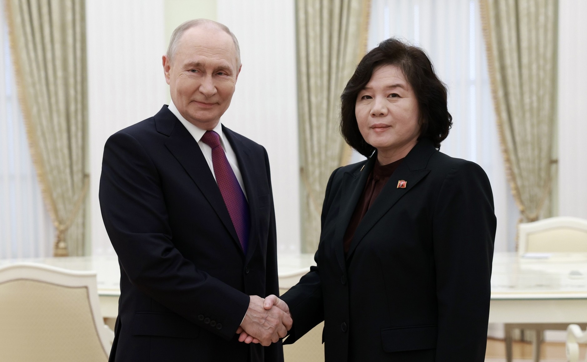 Путин принял в Кремле главу МИД КНДР