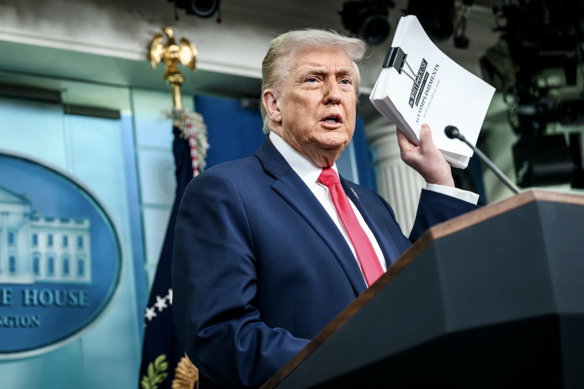 США собрали $13 млрд от продажи венесуэльской нефти — куда ушли деньги?