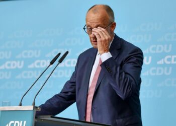 Мерц отказывается уходить после «катастрофы» на региональных выборах