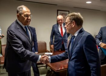 Лавров и Вадефуль впервые за 4,5 года провели переговоры на полях ГА ООН