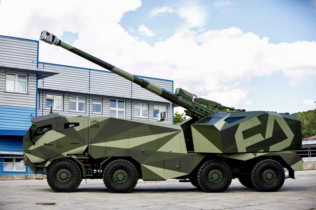 Латвия выбирает чешские гаубицы Morana вместо шведских Archer