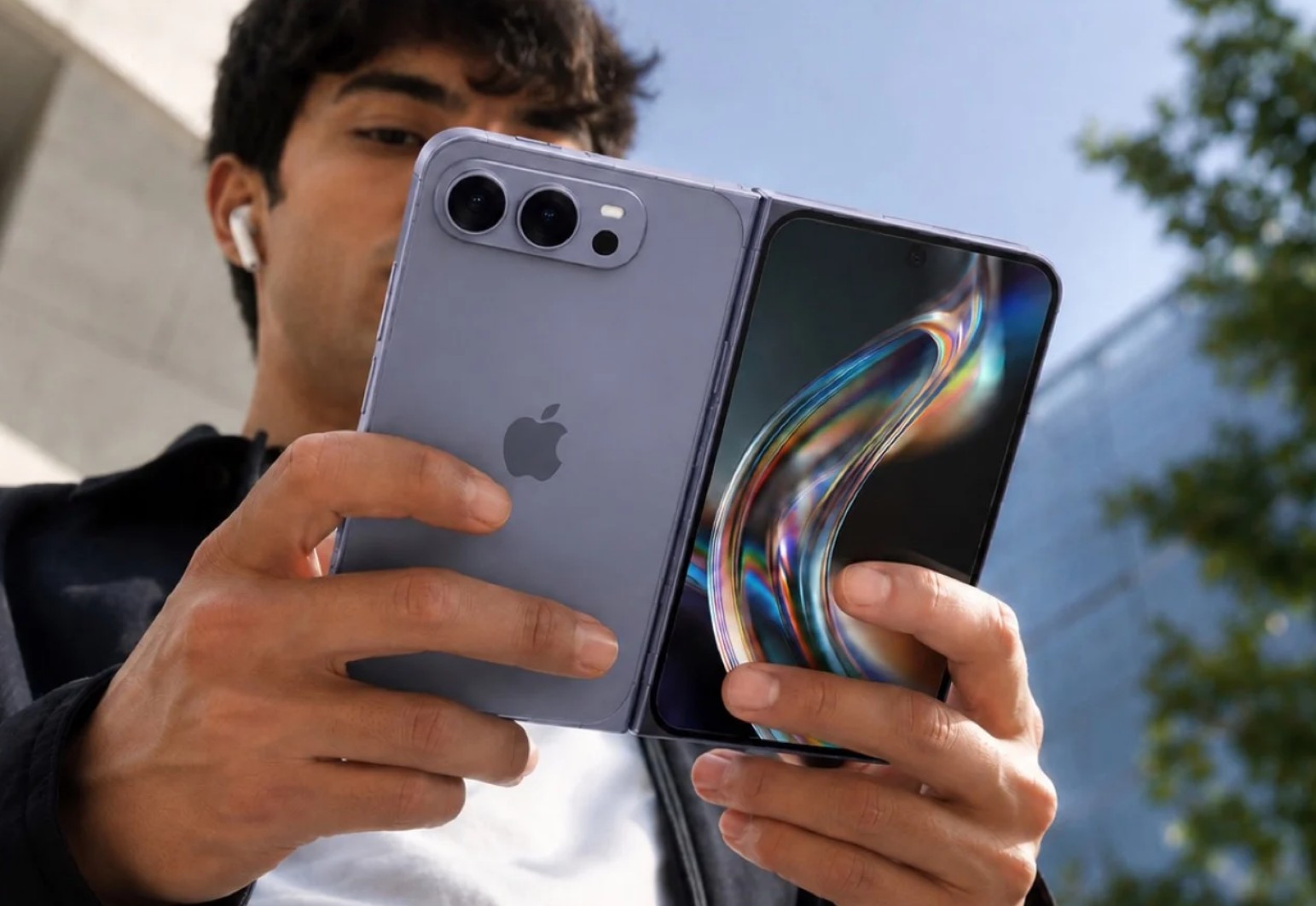 Apple представила самый дорогой смартфон в своей истории