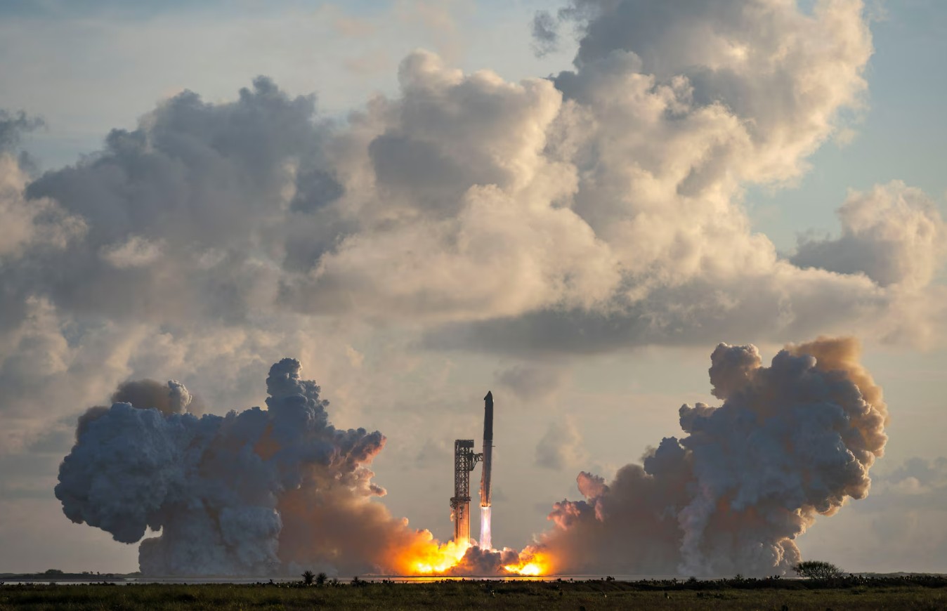 SpaceX впервые вывела ракету Starship на орбиту Земли