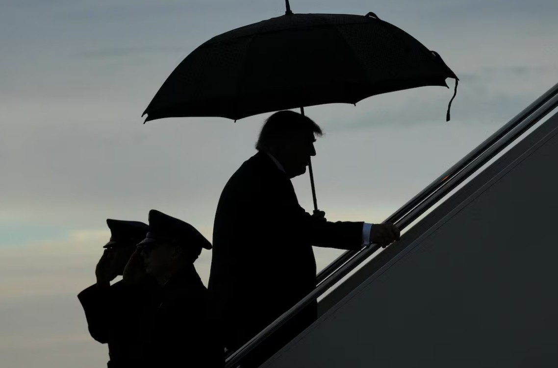 Рейтинг Трампа рухнул до 33%: республиканцы опасаются исторического поражения