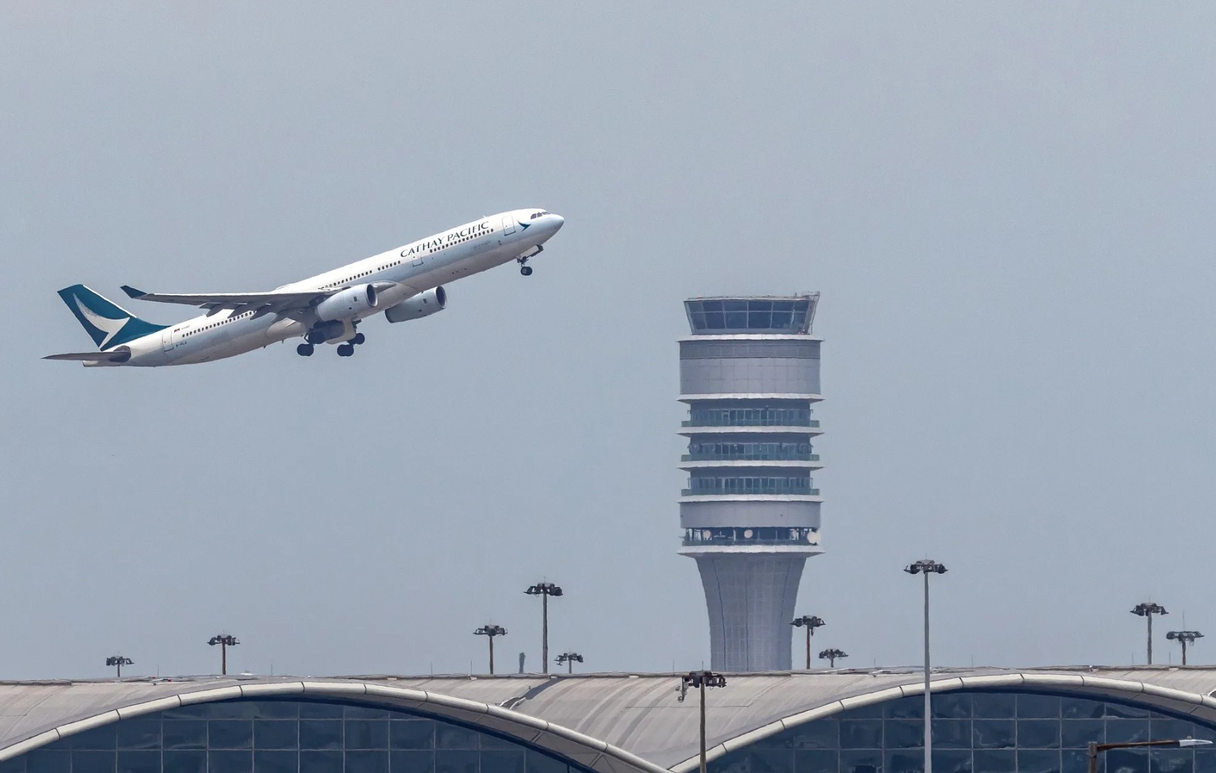 Cathay Pacific планирует заказ самолётов у Airbus и Boeing
