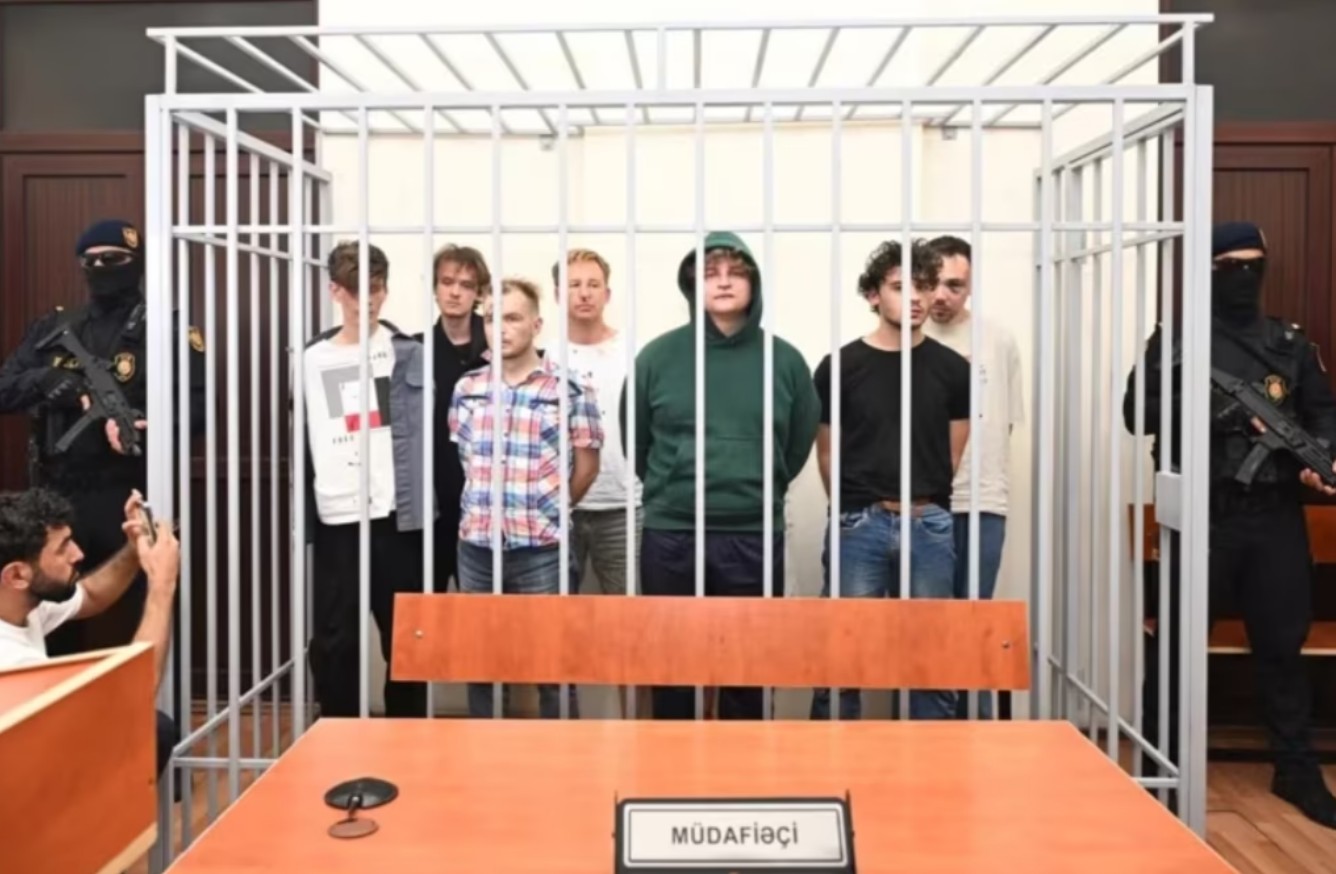 Азербайджан вынес приговоры гражданам России